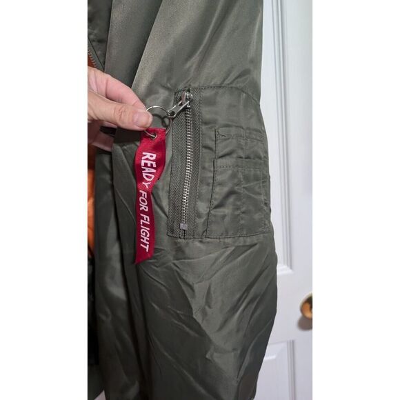 Carbon Bomber Jacket Men's XXL Green Nylon shell Full Zip Pockets gorpcore - Picture 4 of 8